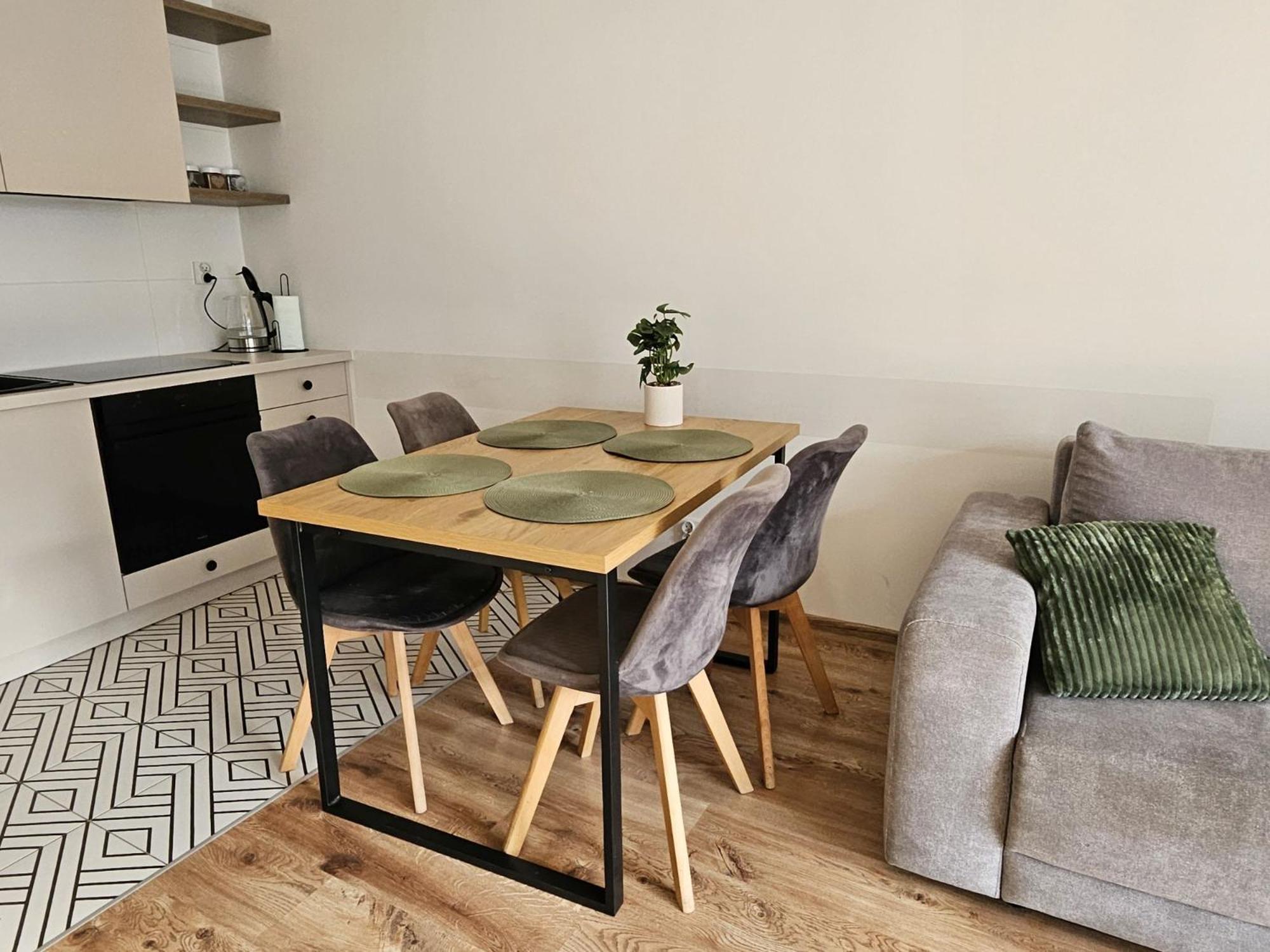 Urban Jungle Apartament Wenus Białystok Esterno foto
